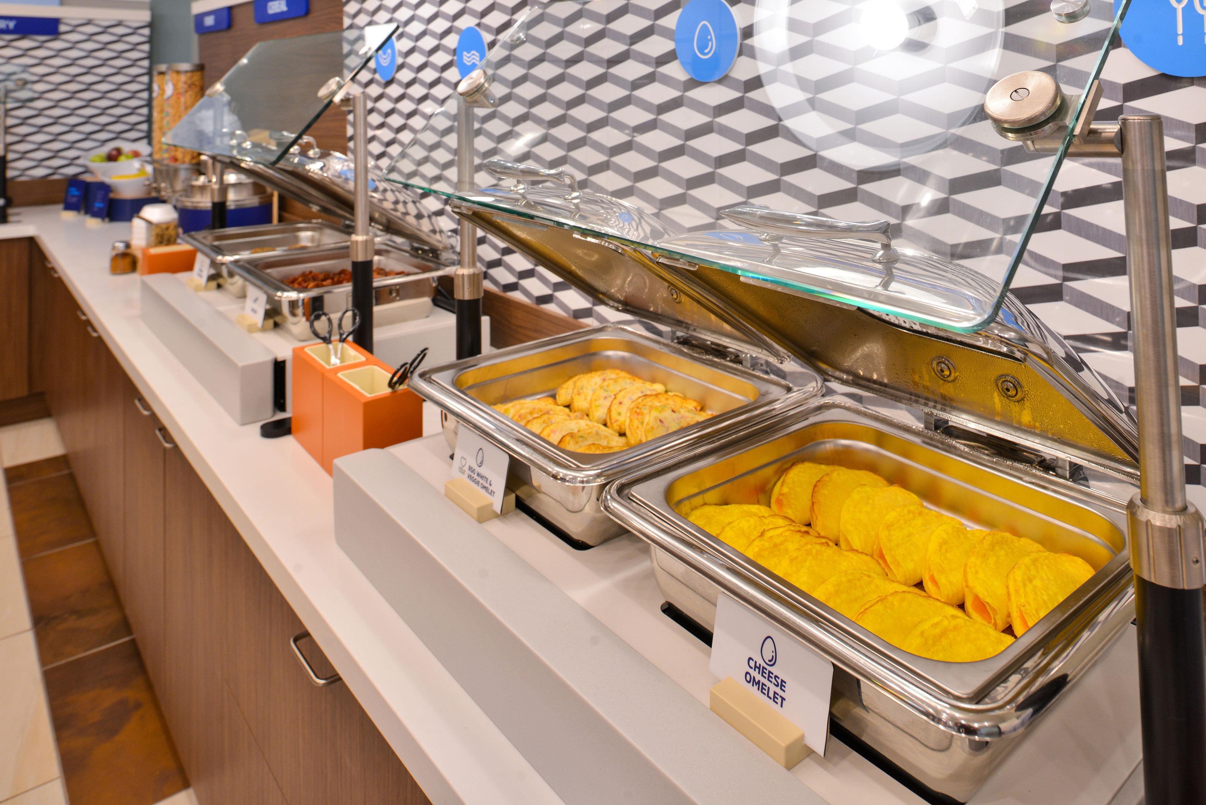 Holiday Inn Express Hotel & Suites Greenwood Esterno foto