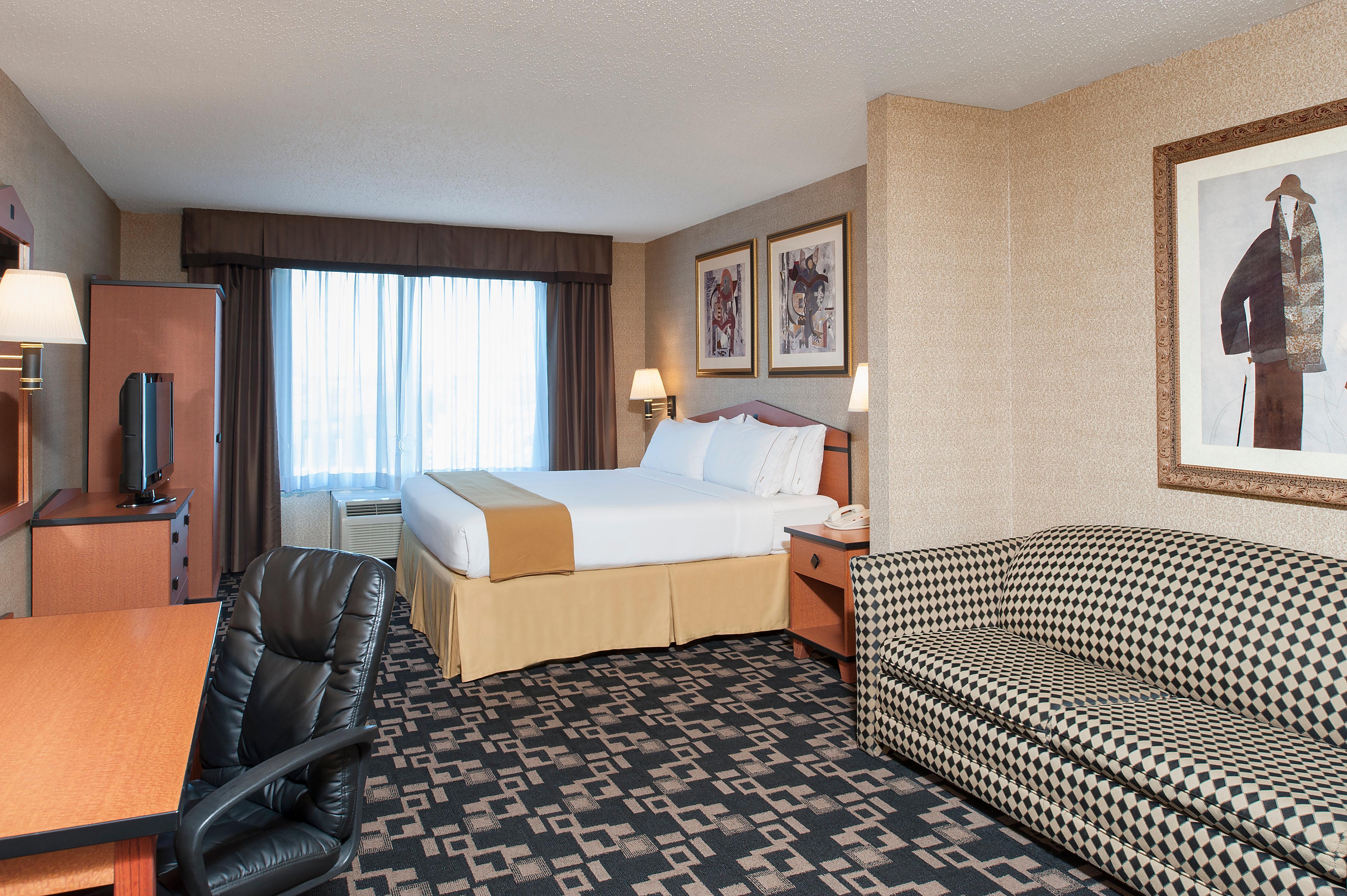 Holiday Inn Express Hotel & Suites Greenwood Esterno foto