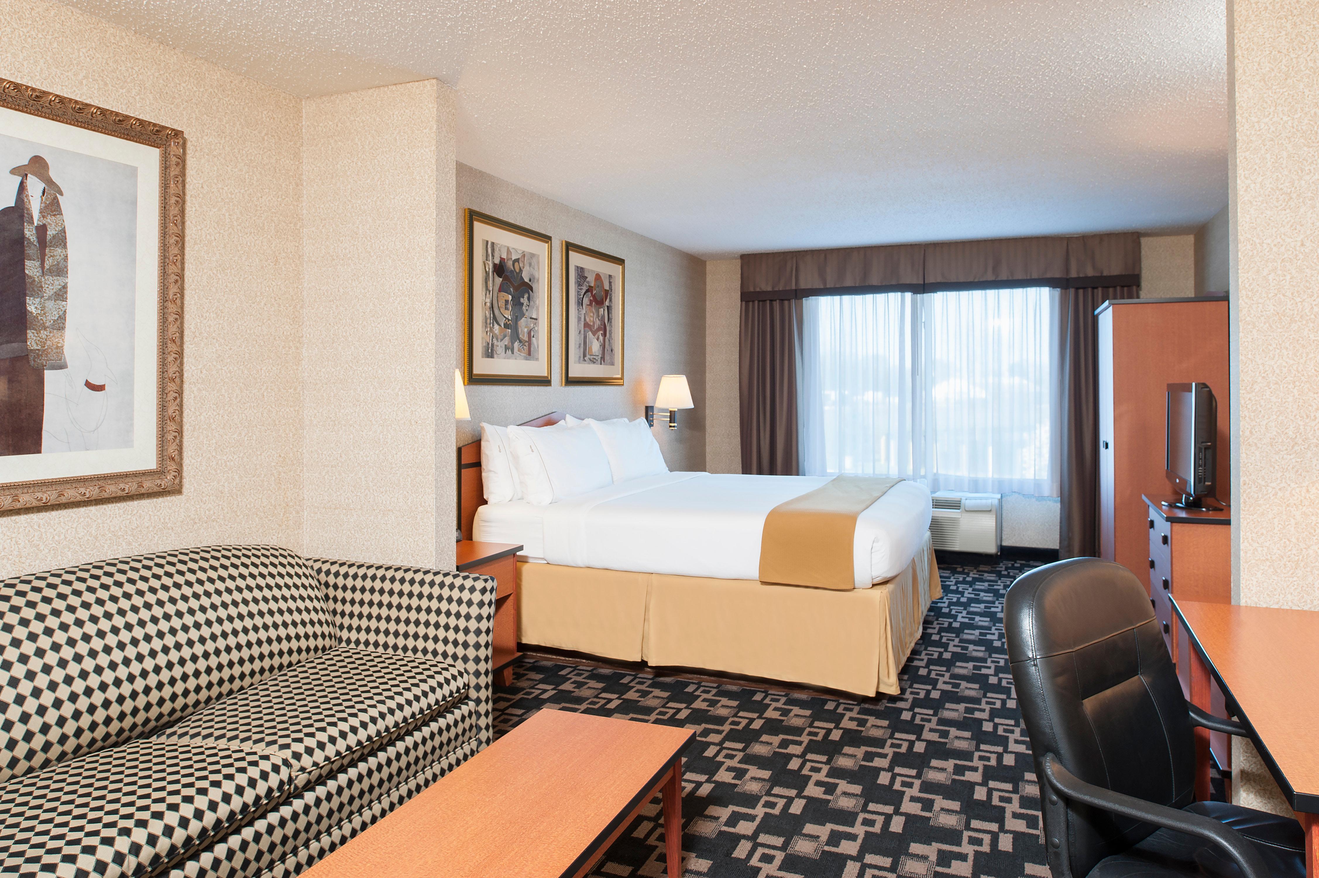 Holiday Inn Express Hotel & Suites Greenwood Esterno foto