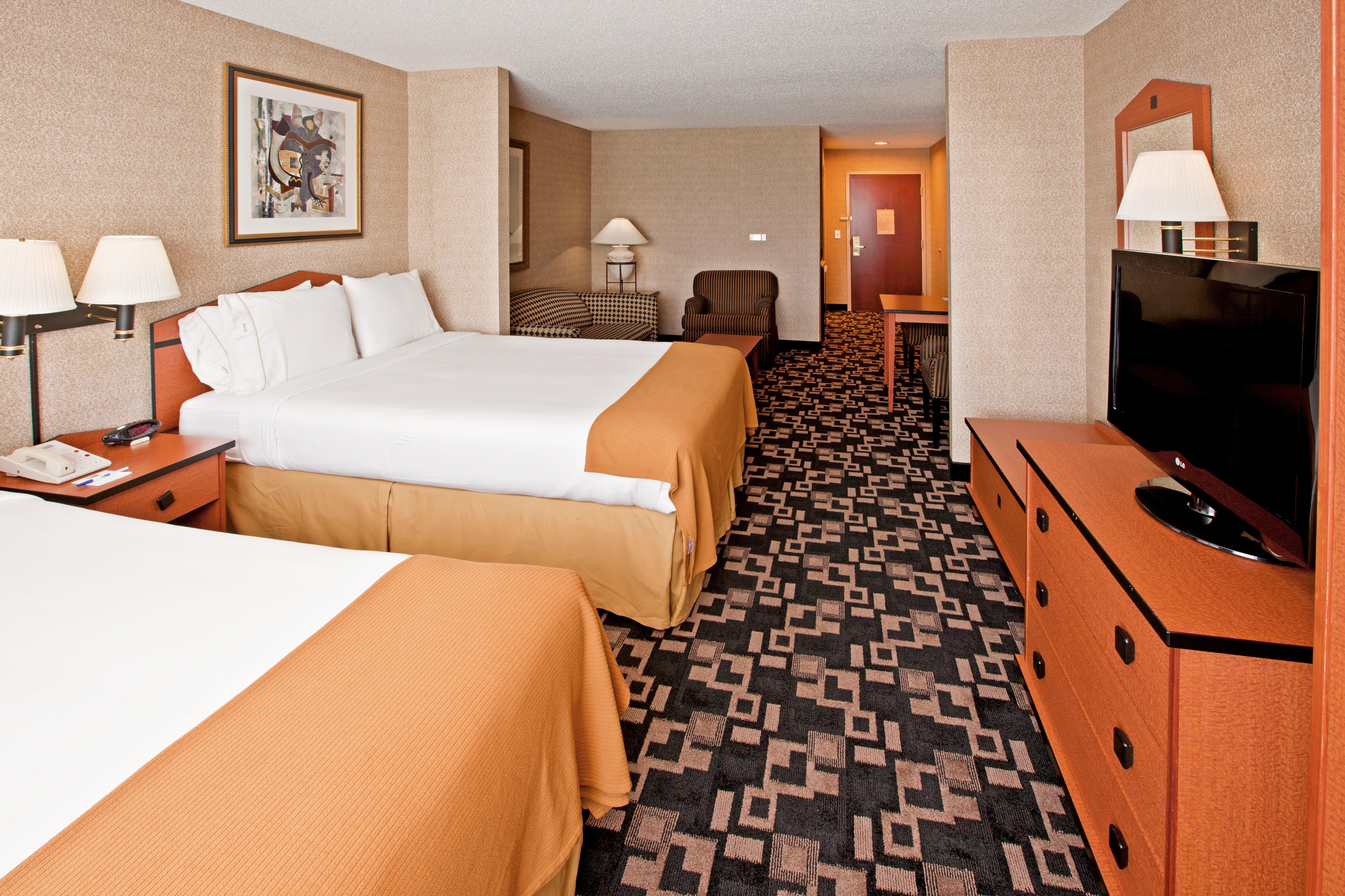 Holiday Inn Express Hotel & Suites Greenwood Esterno foto