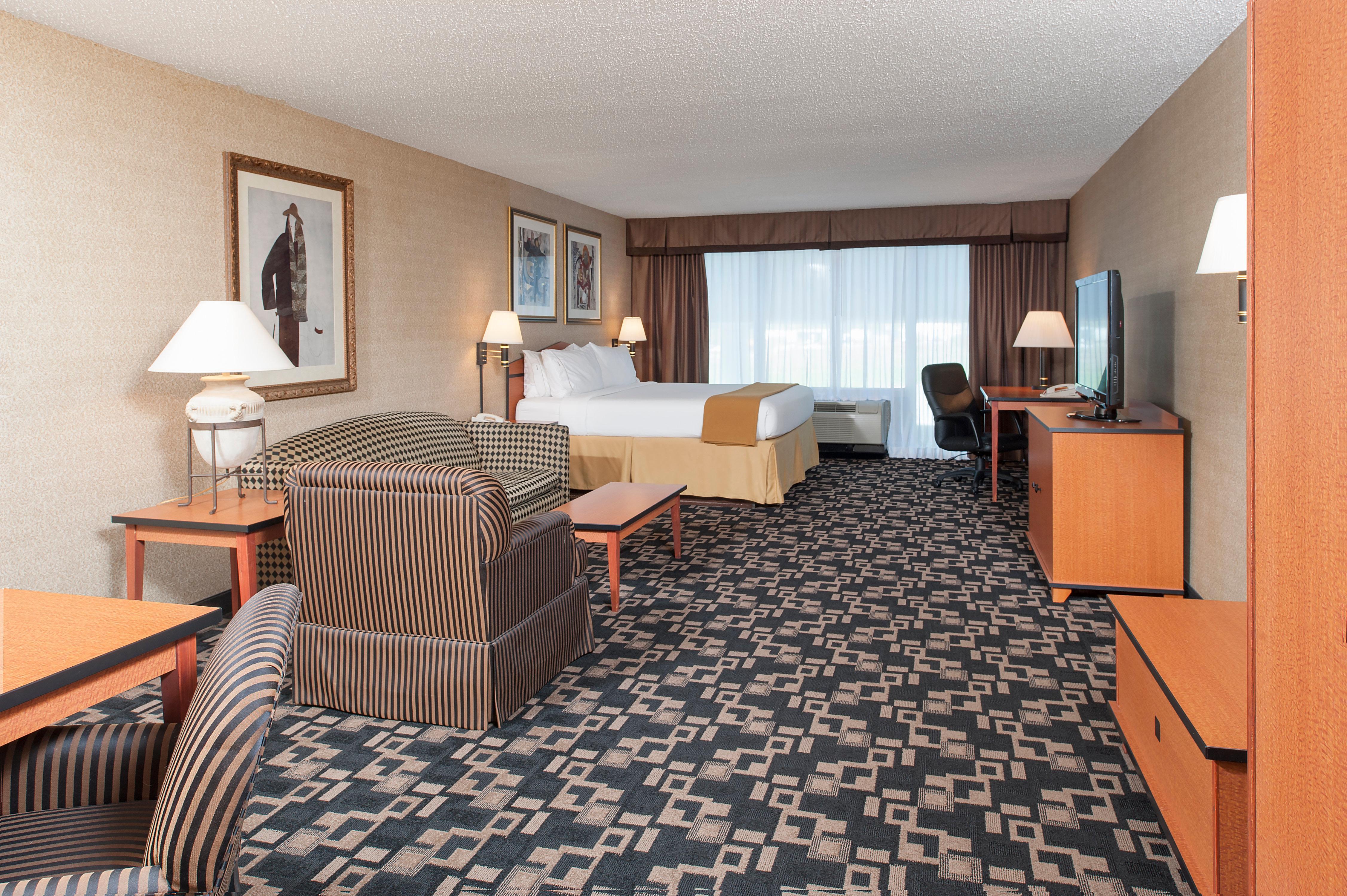 Holiday Inn Express Hotel & Suites Greenwood Esterno foto